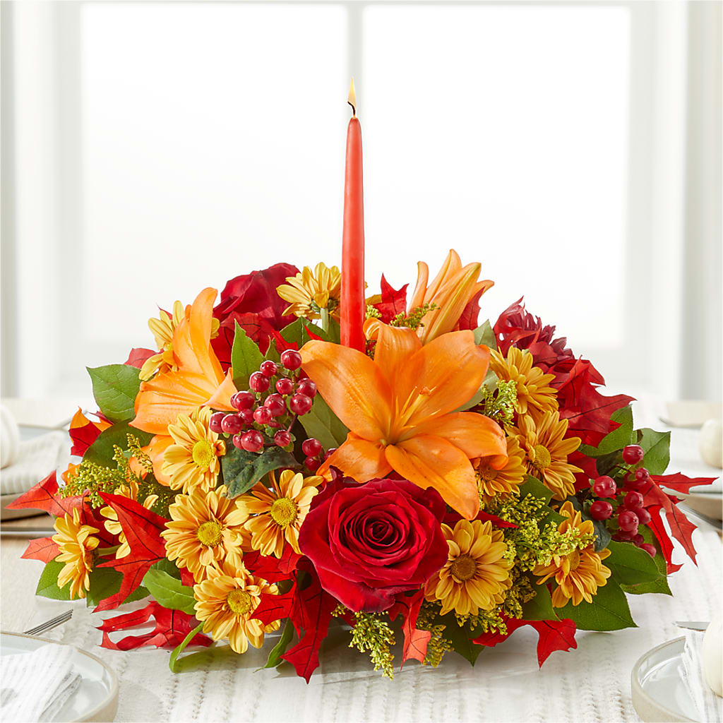 Autumn's Embrace Centerpiece –  Charlynda Fleuriste, Sherbrooke PQ