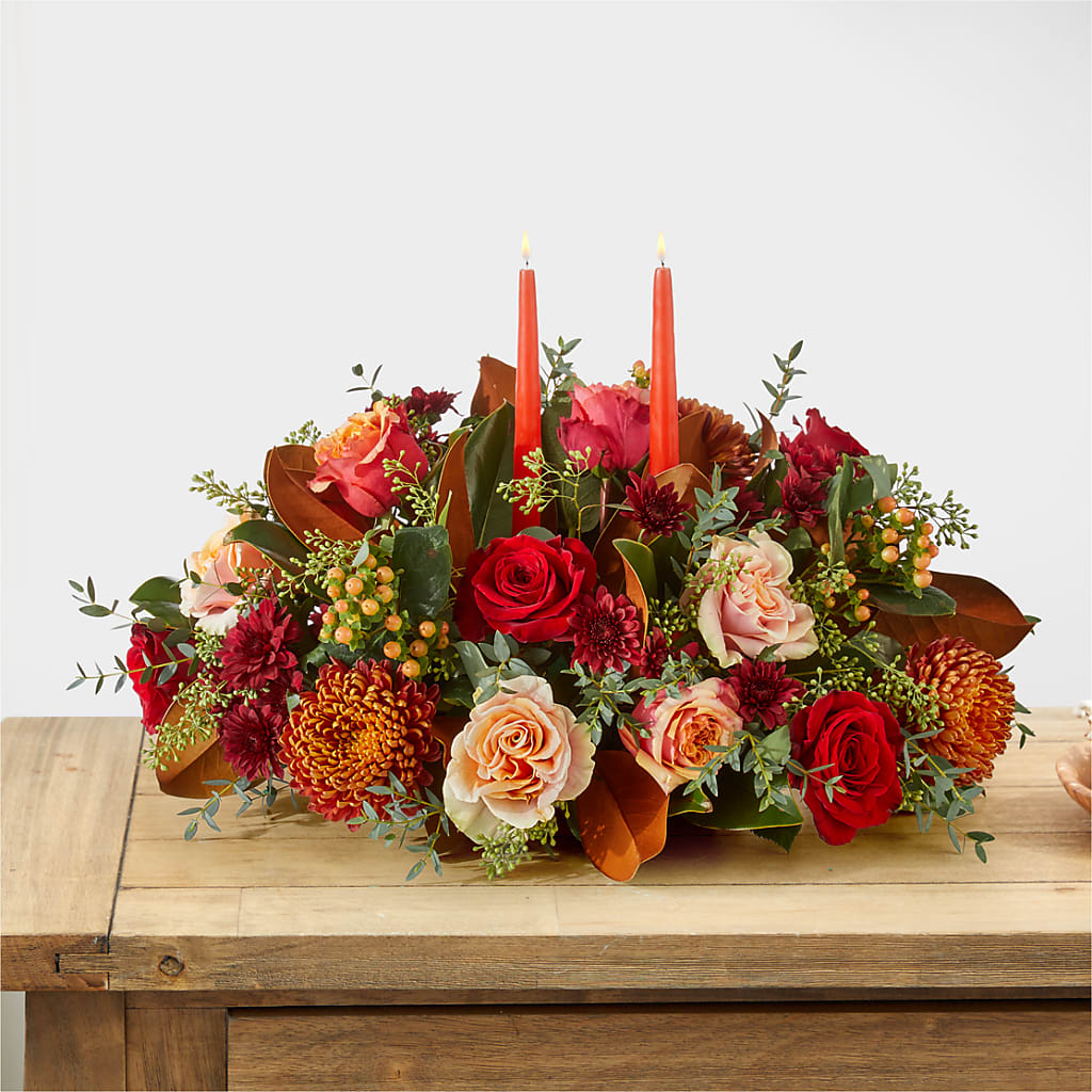 Gather Near Centerpiece –  Charlynda Fleuriste, Sherbrooke PQ