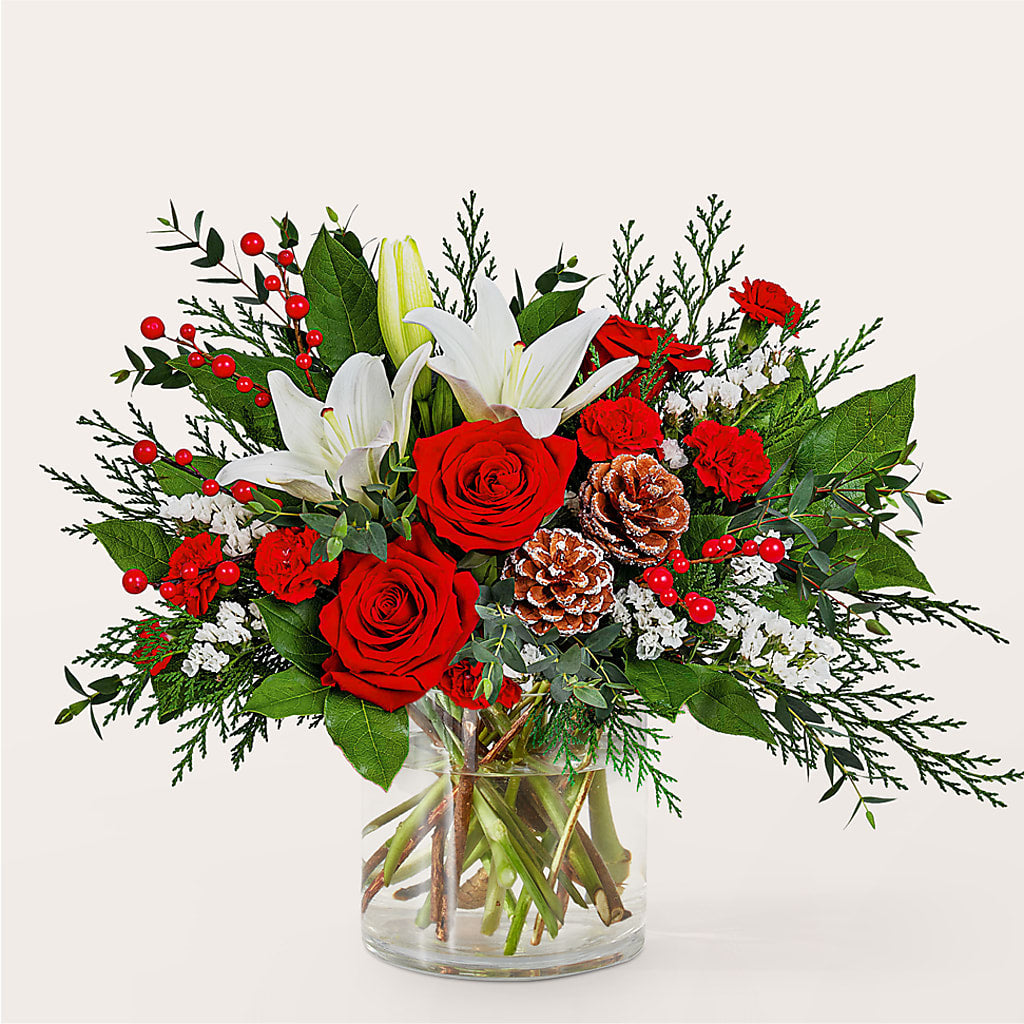 Best in Snow Bouquet –  Charlynda Fleuriste, Sherbrooke PQ