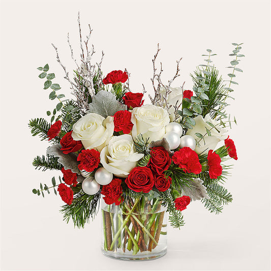 Trimming the Tree Bouquet –  Charlynda Fleuriste, Sherbrooke PQ