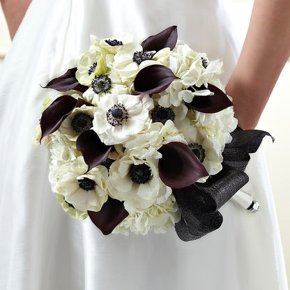 To Have and To Hold Bouquet –  Charlynda Fleuriste, Sherbrooke PQ