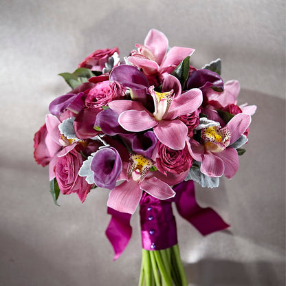 Delicacy Bouquet –  Charlynda Fleuriste, Sherbrooke PQ