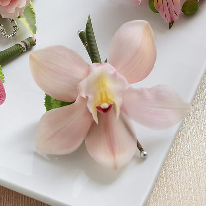 Pink Cymbidium Boutonniere –  Charlynda Fleuriste, Sherbrooke PQ