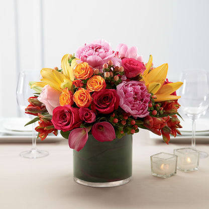 Color Mix Arrangement –  Charlynda Fleuriste, Sherbrooke PQ