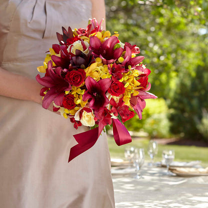 Sunningdale Bouquet –  Charlynda Fleuriste, Sherbrooke PQ