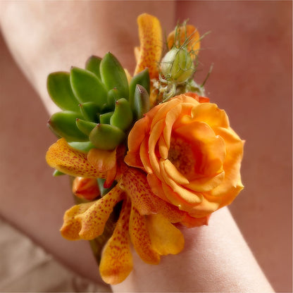 Irresistible Love Wrist Corsage –  Charlynda Fleuriste, Sherbrooke PQ