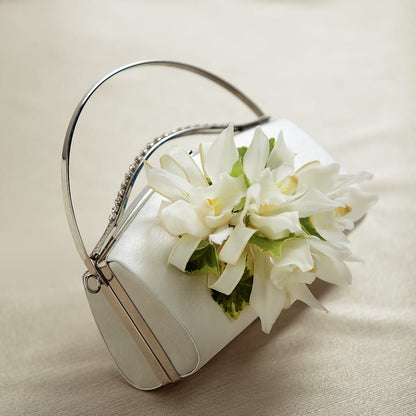 White Purse Decor –  Charlynda Fleuriste, Sherbrooke PQ