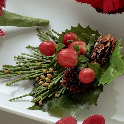 Red Berry Boutonniere –  Charlynda Fleuriste, Sherbrooke PQ